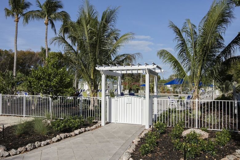 Hotel Ocean Pointe Suites At Key Largo