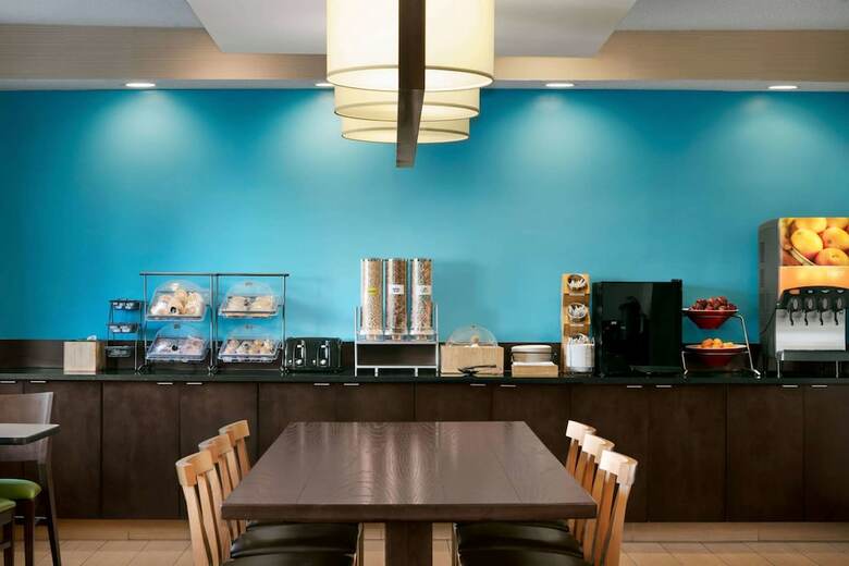 Hotel Baymont By Wyndham Tulsa