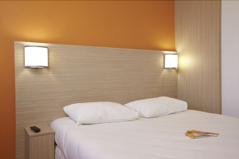 Hotel H�tel Premi�re Classe Caen Nord - M�morial
