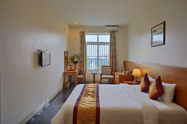 Hoang Son Peace Hotel