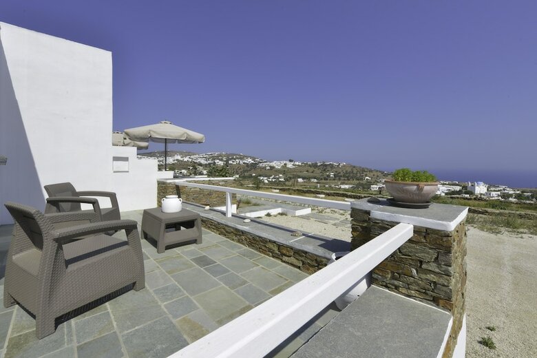 Bed & Breakfast Rooms & Apartments Archontou