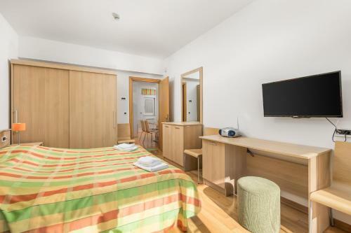 Apartments Rona Erea Icici