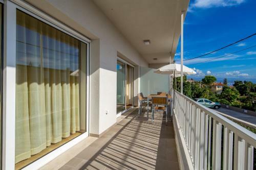 Apartments Rona Erea Icici