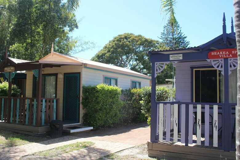 Lani's Holiday Island - Caravan Park