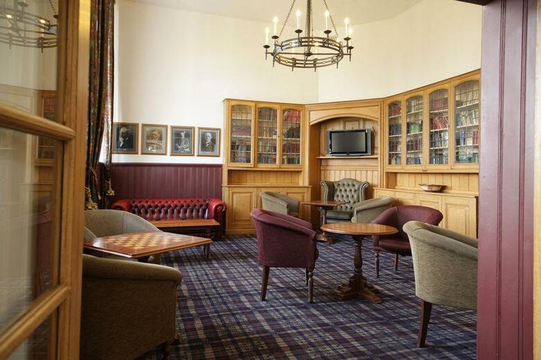 The Stirling Highland Hotel