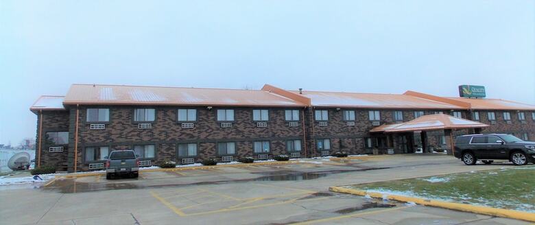 Hotel Quality Inn & Suites