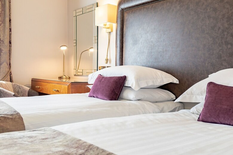 The Swans Nest Hotel