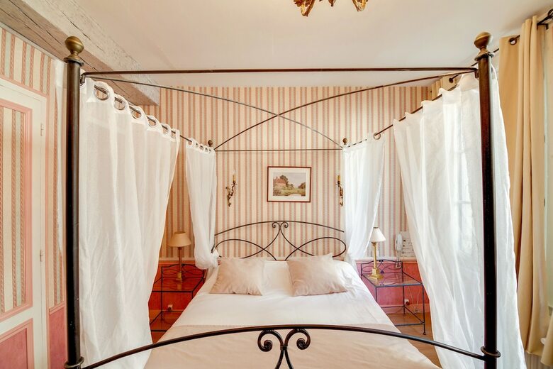 Hotel Brit H�tel Les Comtes de Champagne Centre Historique