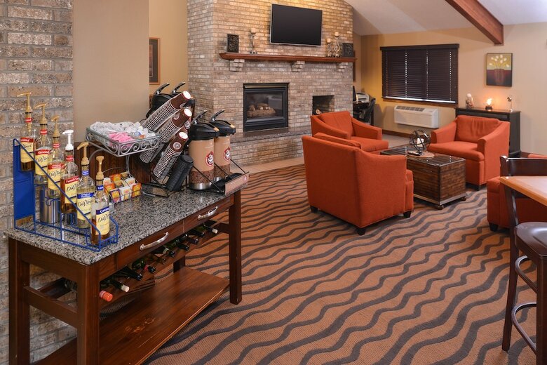 Hotel Americinn By Wyndham St. Cloud