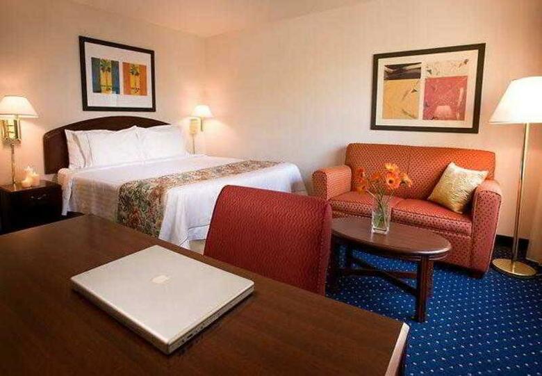 Hotel Courtyard By Marriott Plano In Legacy Park