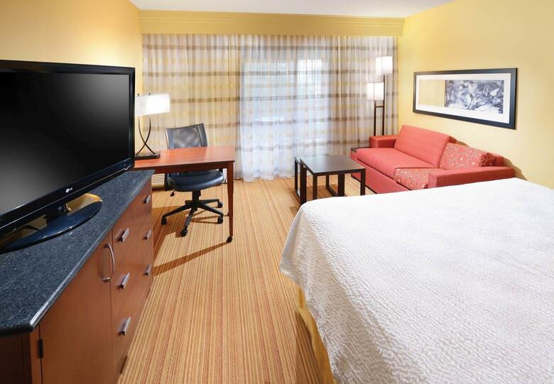 Hotel Courtyard By Marriott Plano In Legacy Park