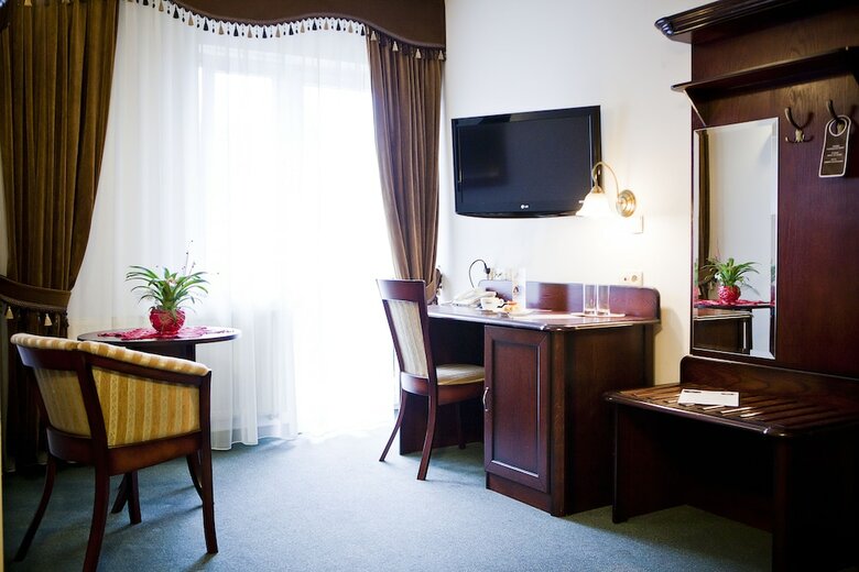 Hotel Helan Family & Garden