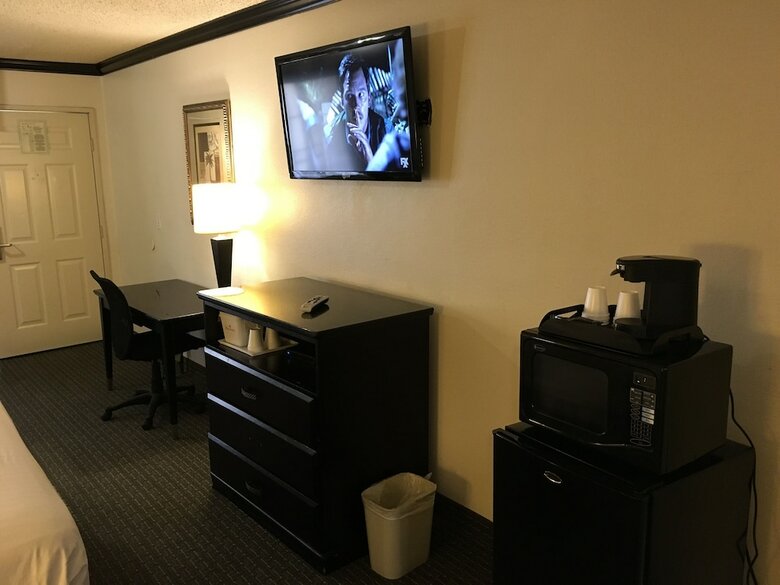 Hotel Ramada By Wyndham Ontario
