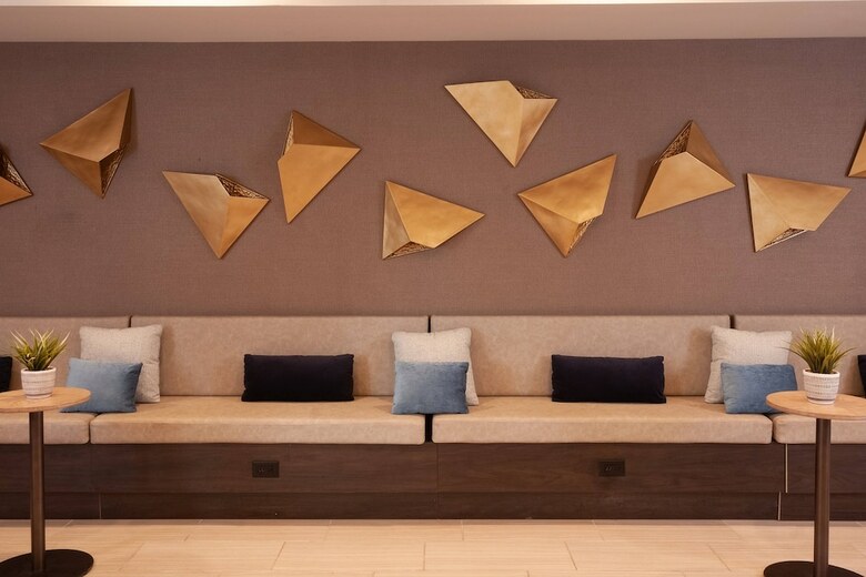 Hotel Springhill Suites By Marriott Charleston Downtown Riverview