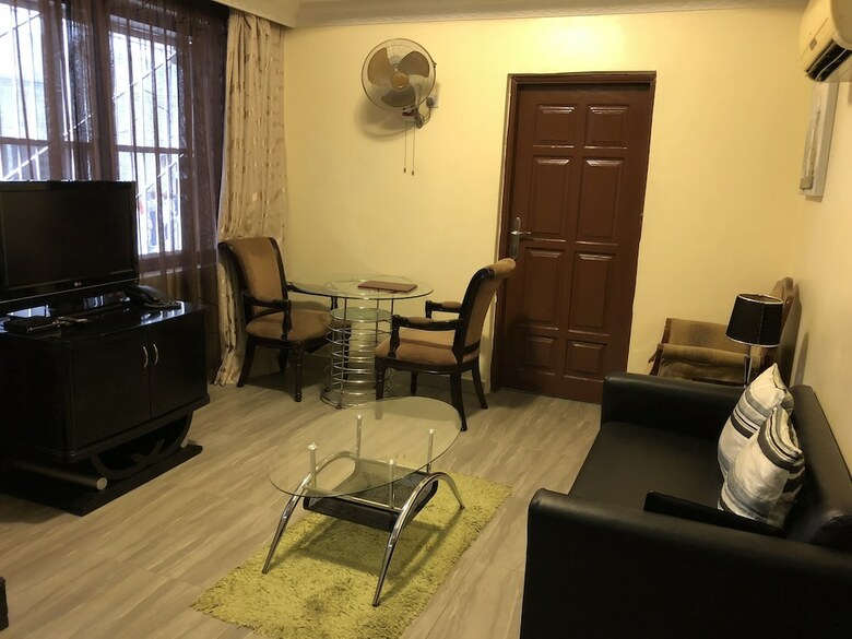 Aparthotel New Avon Apartments