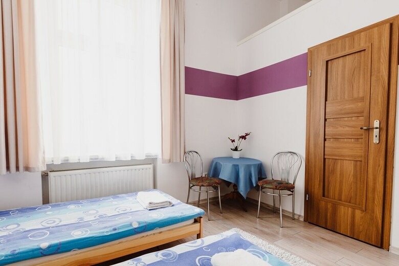 Hostal Tara Hostel