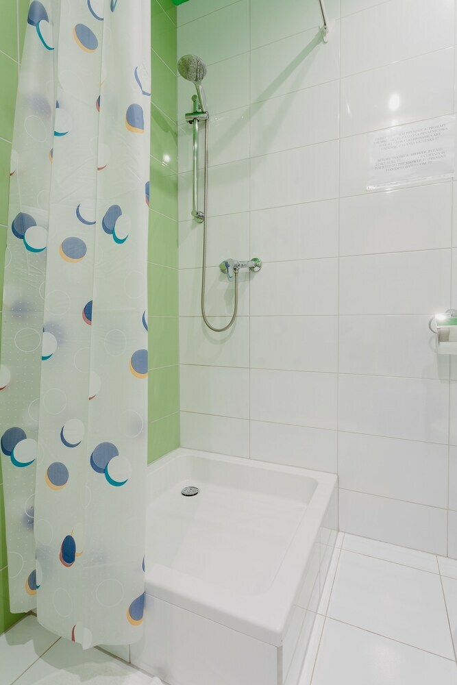 Hostal Tara Hostel
