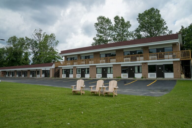 Hotel Ramada By Wyndham Jacksons Point