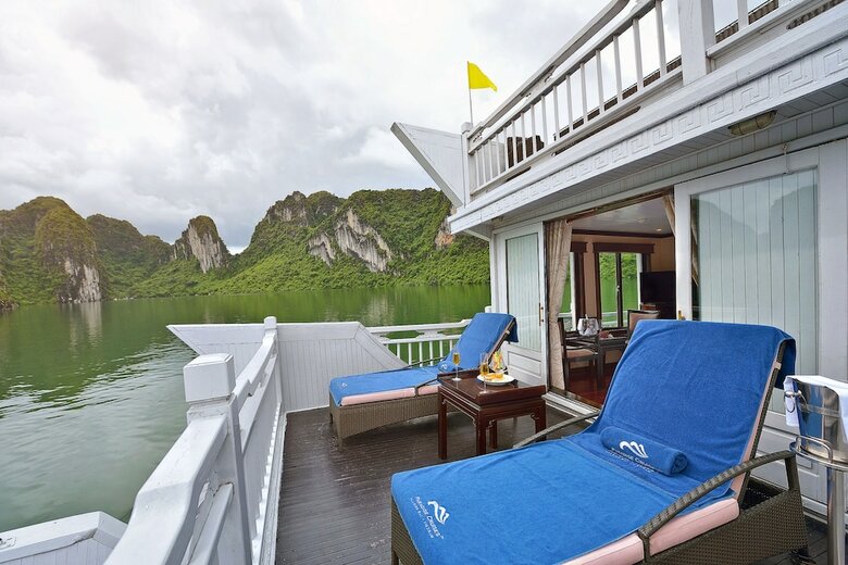 Paradise Luxury Sails Cruise