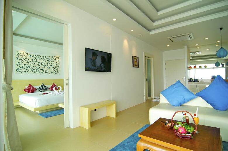 Apartamento Grand Bleu Ocean View Pool Suite