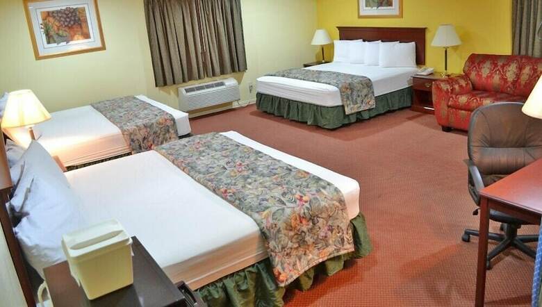 Motel Executive Inn And Suites