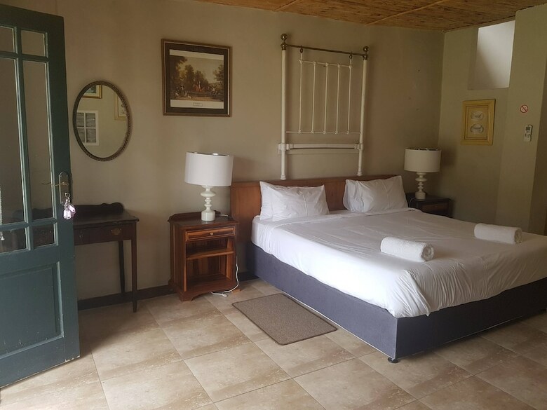 Karoo 1 Hotel Village