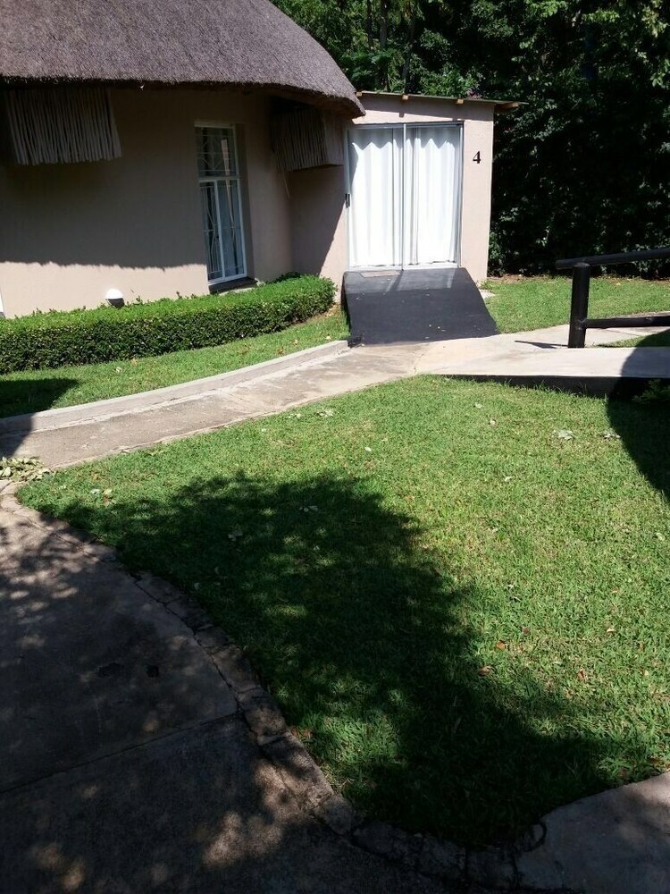 Posada Sabie River Bush Lodge