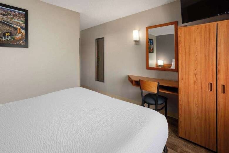 Hotel Microtel Inn & Suites By Wyndham Ann Arbor