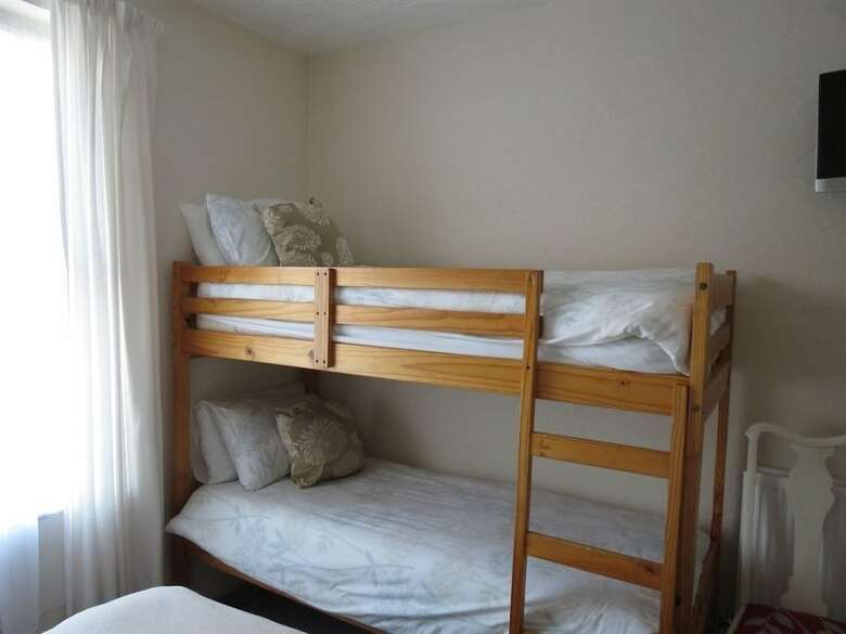 Hotel Spacious Central Cornish Townhouse