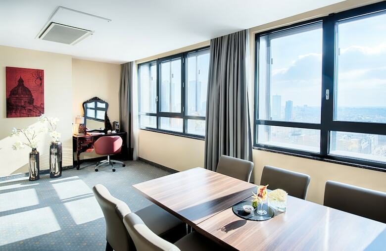 Leonardo Royal Hotel Warsaw