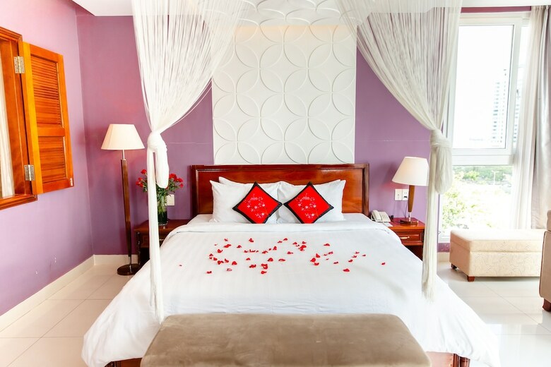 White Lotus Hotel