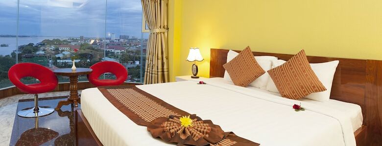 High Sky Hotel