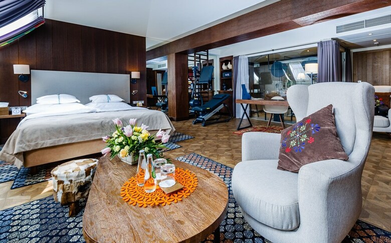 Hotel Bristol Tradition And Luxury