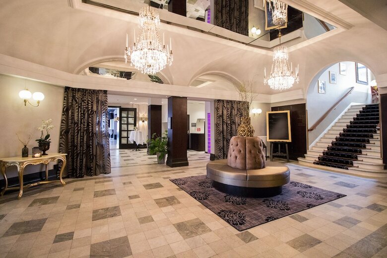 Grand Hotel Alings�s