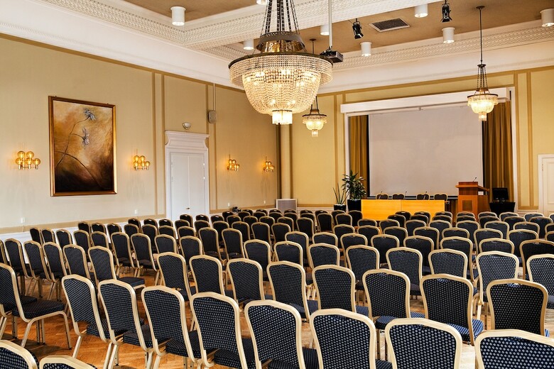 Grand Hotel Alings�s