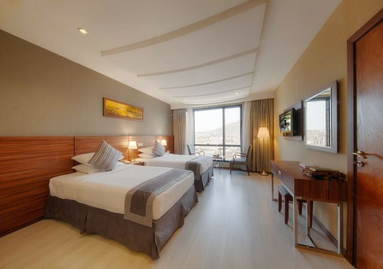Hotel Al Safwah Royale Orchid