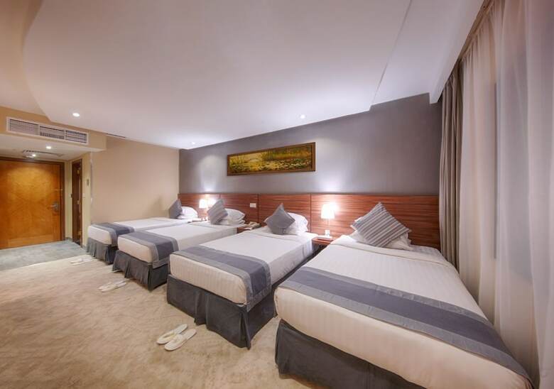 Hotel Al Safwah Royale Orchid