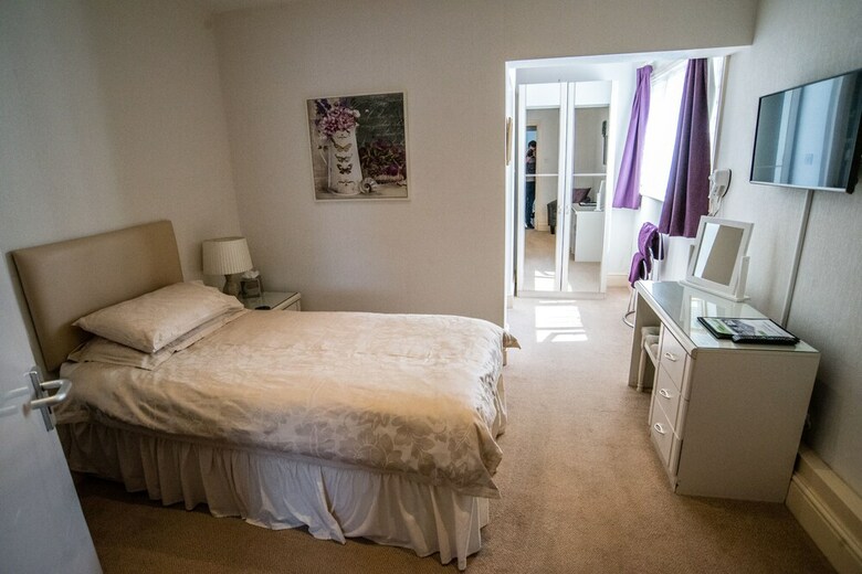 Hotel Holcombe Guest House