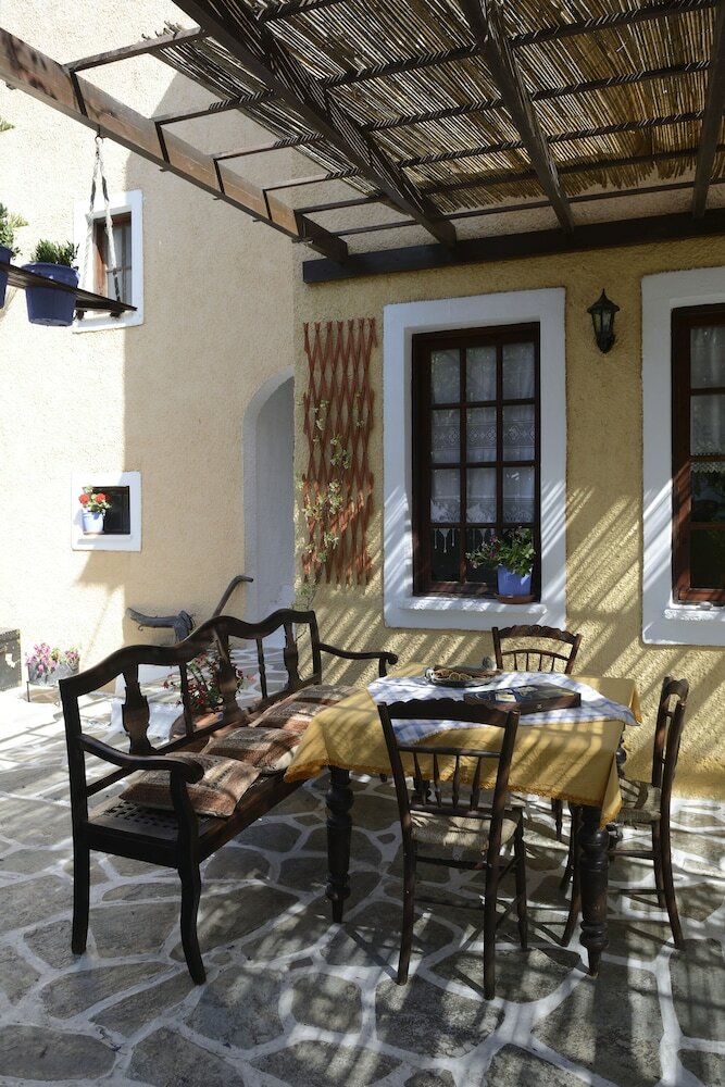 Vagia Traditional Hotel
