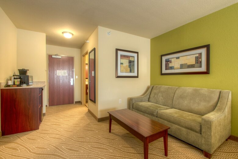 Hotel Cobblestone Inn & Suites - Holyoke