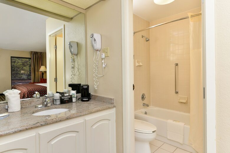Hotel Quality Inn At The Mall - Valdosta