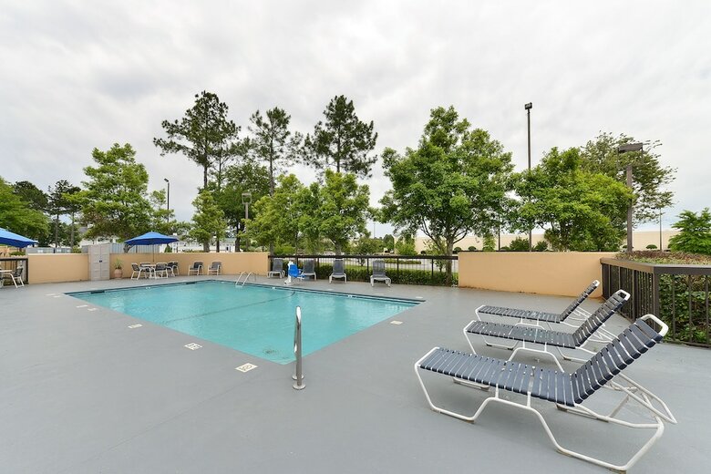 Hotel Quality Inn At The Mall - Valdosta