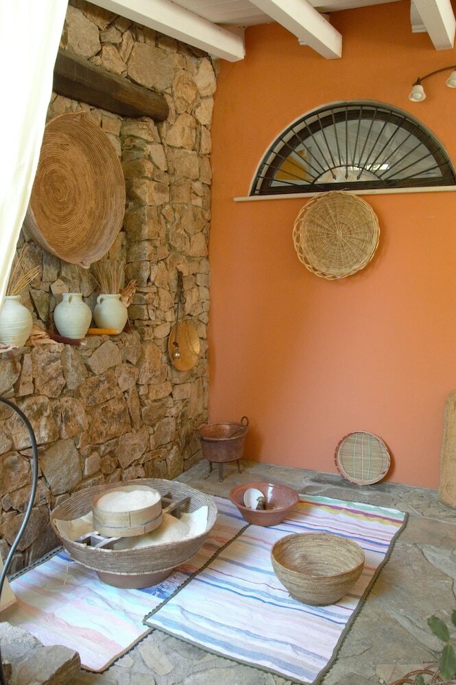 Galanias Hotel & Retreat