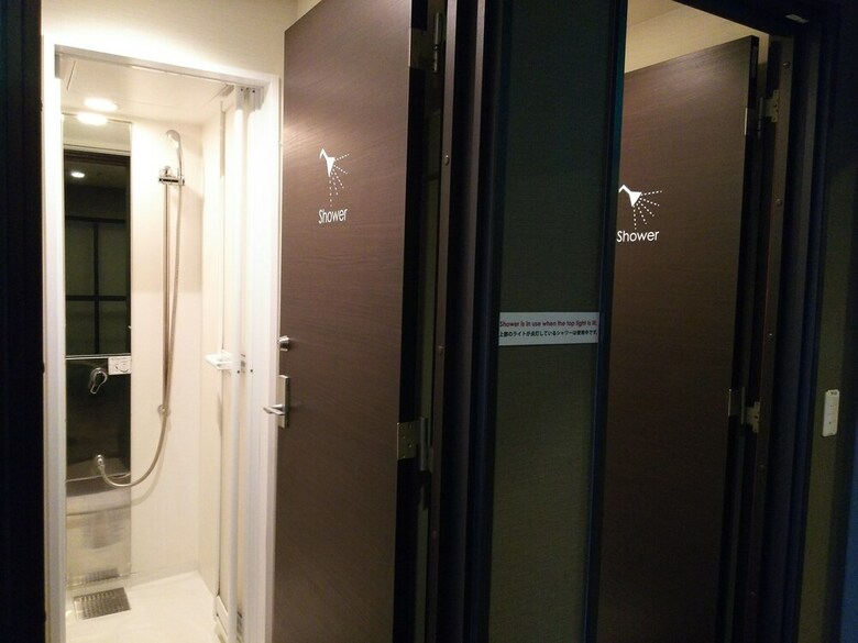 Capsule Hotel B&s Eco-cube Shinsaibashi