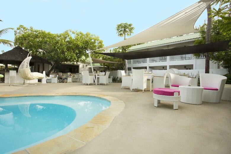 Bed & Breakfast Esprit Libre Restaurant And Guest House
