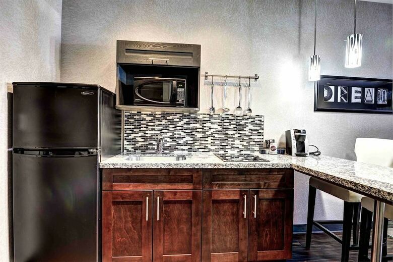 Hotel Home Inn & Suites Yorkton