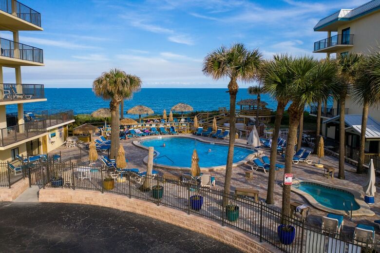 Las Olas Beach Club
