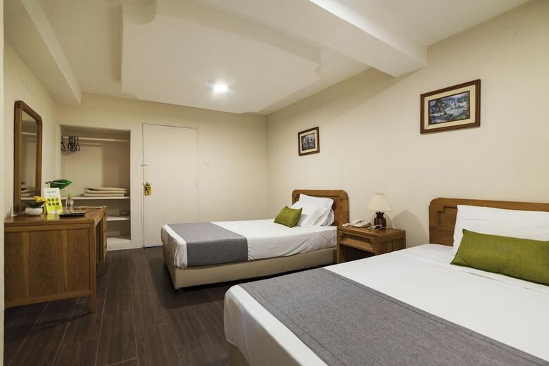 Hotel Ayenda 1303 Virrey 76