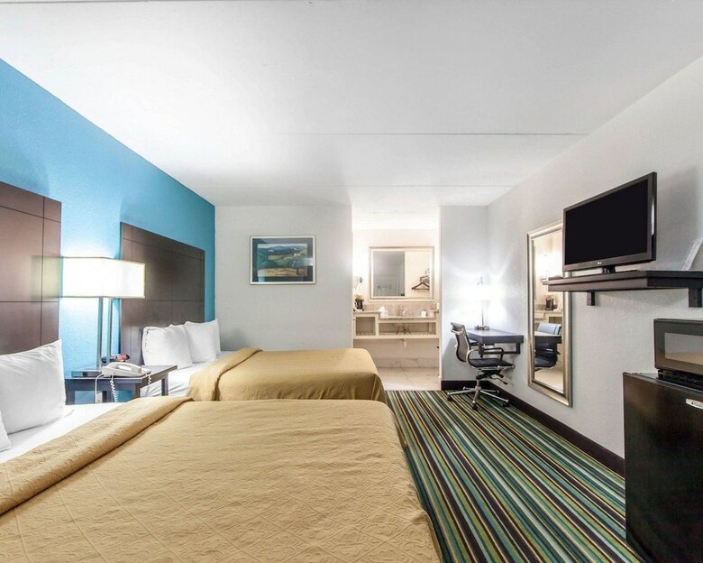 Hotel Quality Inn & Suites