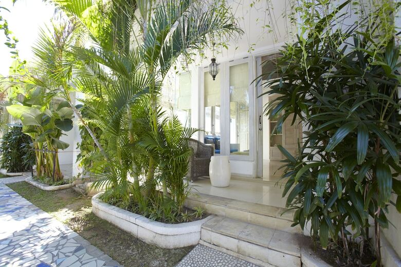 Apartamento Artemis Villa And Hotel